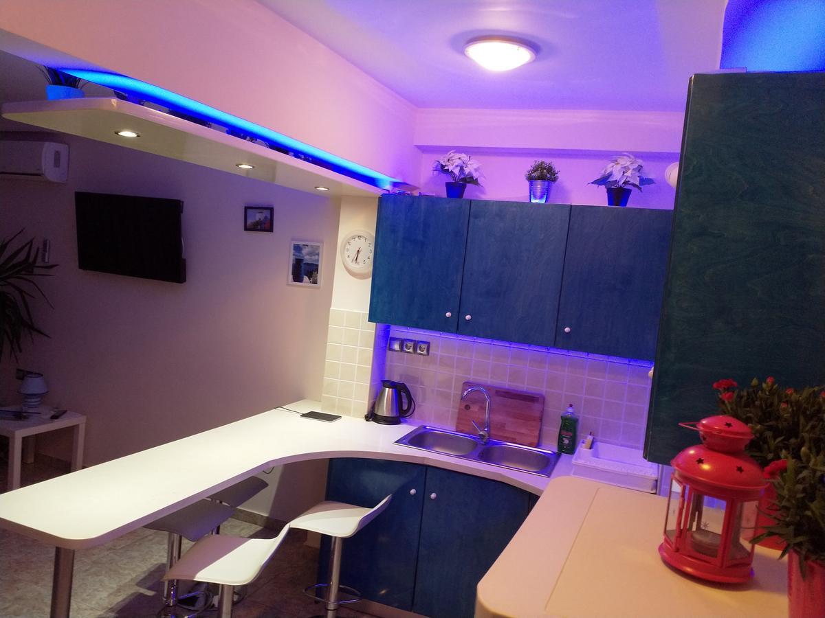 Cosy Apartment Acropolis Point-3 Atene Esterno foto